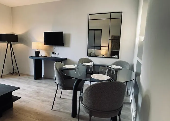 Apartamento Avec Terrasse - Palais Historique A *